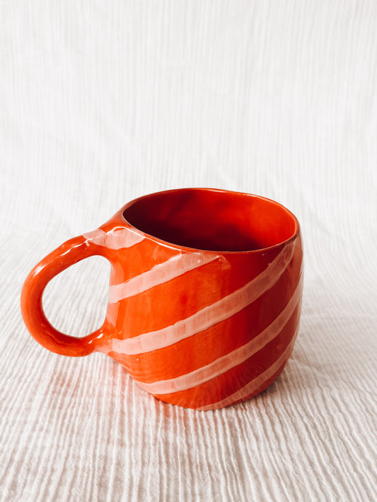 Red hug mug with pink stripes